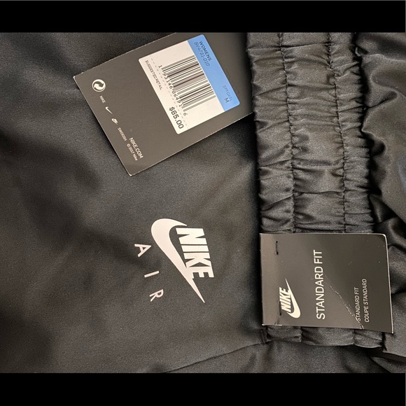 NIKE Joggers - Picture 2 of 2